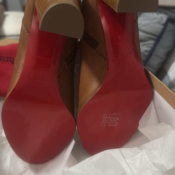 NIB CHRISTIAN LOBOUTIN JANIS HEELED BOOT - Picture 7 of 8